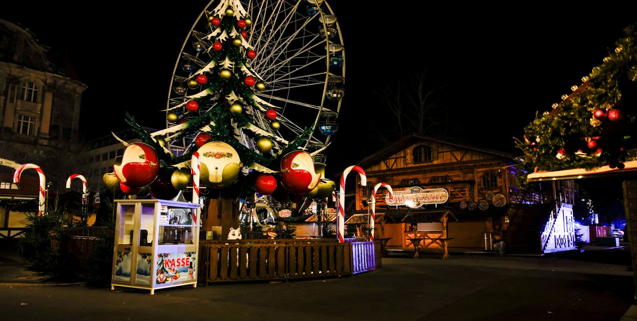 Video: un auto arrolló a una multitud en un mercado navideño en Alemania
