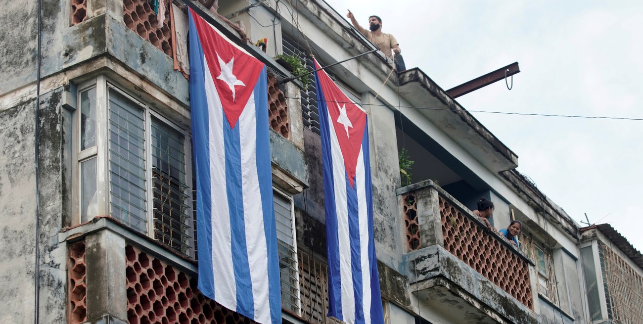 Cuba: el gobierno moviliza a sus militantes para tapar los problemas