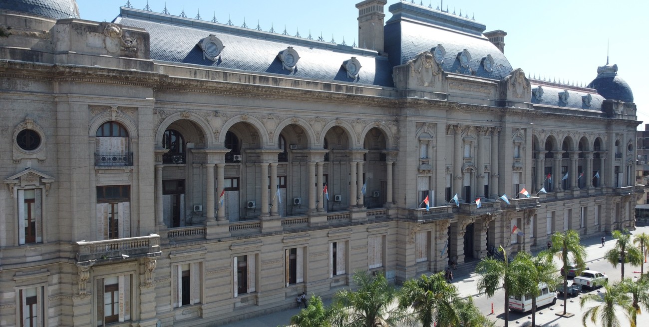 Paritarias: el gobierno analiza números, mientras define una nueva convocatoria