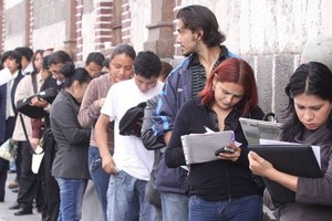 Currículums y expectativas. Los jóvenes hoy, fuera del sistema.