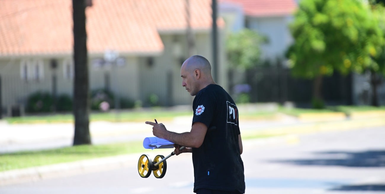 Nuevos peritajes para saber cómo fue el choque que terminó con la vida de un matrimonio en la costanera