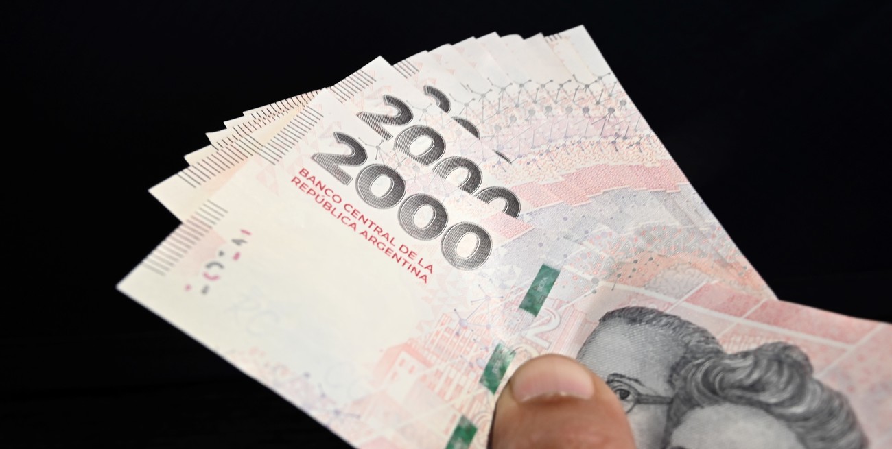 Definieron el valor del Salario Mínimo, Vital y Móvil hasta marzo de 2025