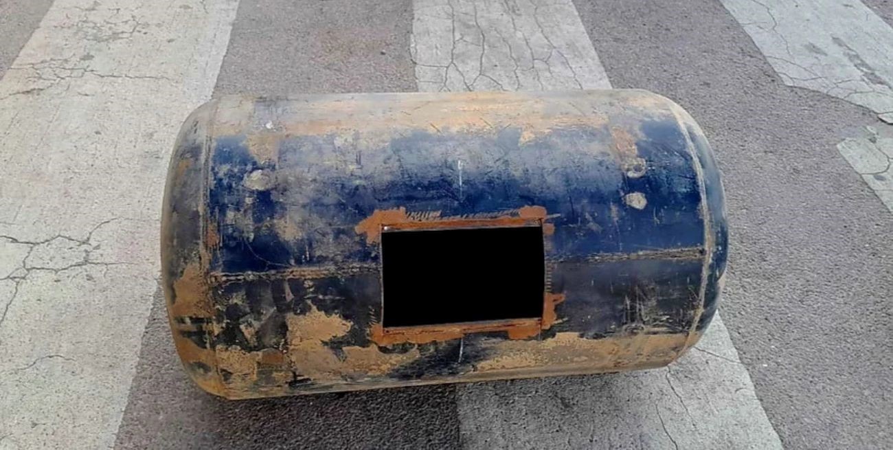 Gendarmería detectó 136 kilos de cocaína dentro de dos tanques de aire de un camión