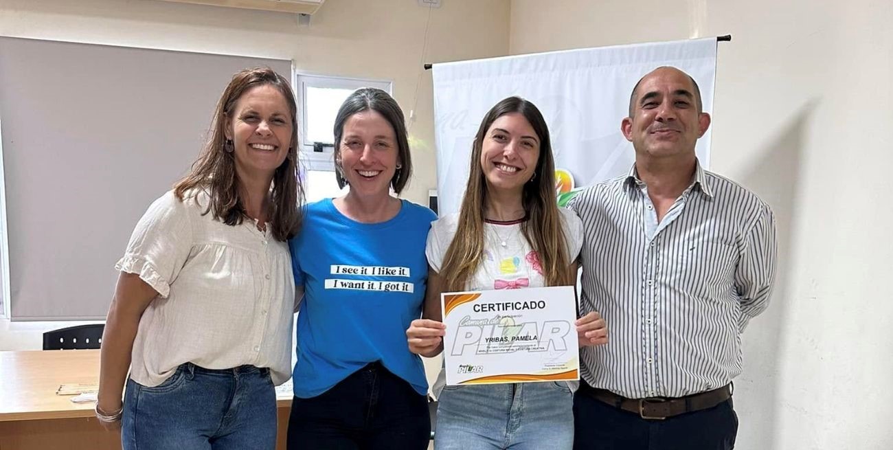 Pilar: entregaron certificados a participantes de los cursos de formación laboral