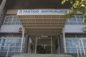 El planteo asegura que el Congreso Partidario estuvo viciado "puesto que en ningún momento se acreditó la identidad de los Congresales". Créditos: Luis Cetraro