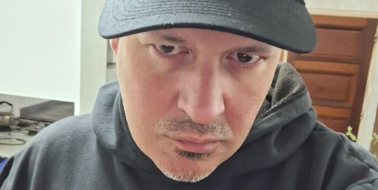 "Modos" de Cris Huja: una invitación a explorar la esencia humana