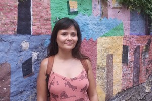 Consultada acerca de su último libro, Lescano dice que es de alguna manera un registro de los últimos 10 años. Foto: Gentileza de la artista