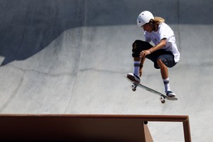 El skate como deporte va ganando terreno desde que forma parte de una disciplina olímpica y en algún punto abandona su naturaleza callejera, pero en Rufino el respeto por el cuidado de los espacios que deben mantenerse aptos y seguros, todavía no se arraiga. 