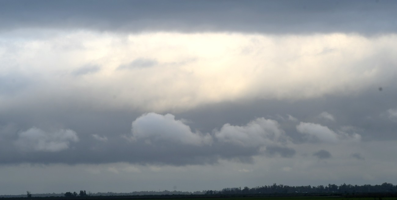 Alerta por tormentas fuertes y posible caída de granizo en 11 provincias de Argentina