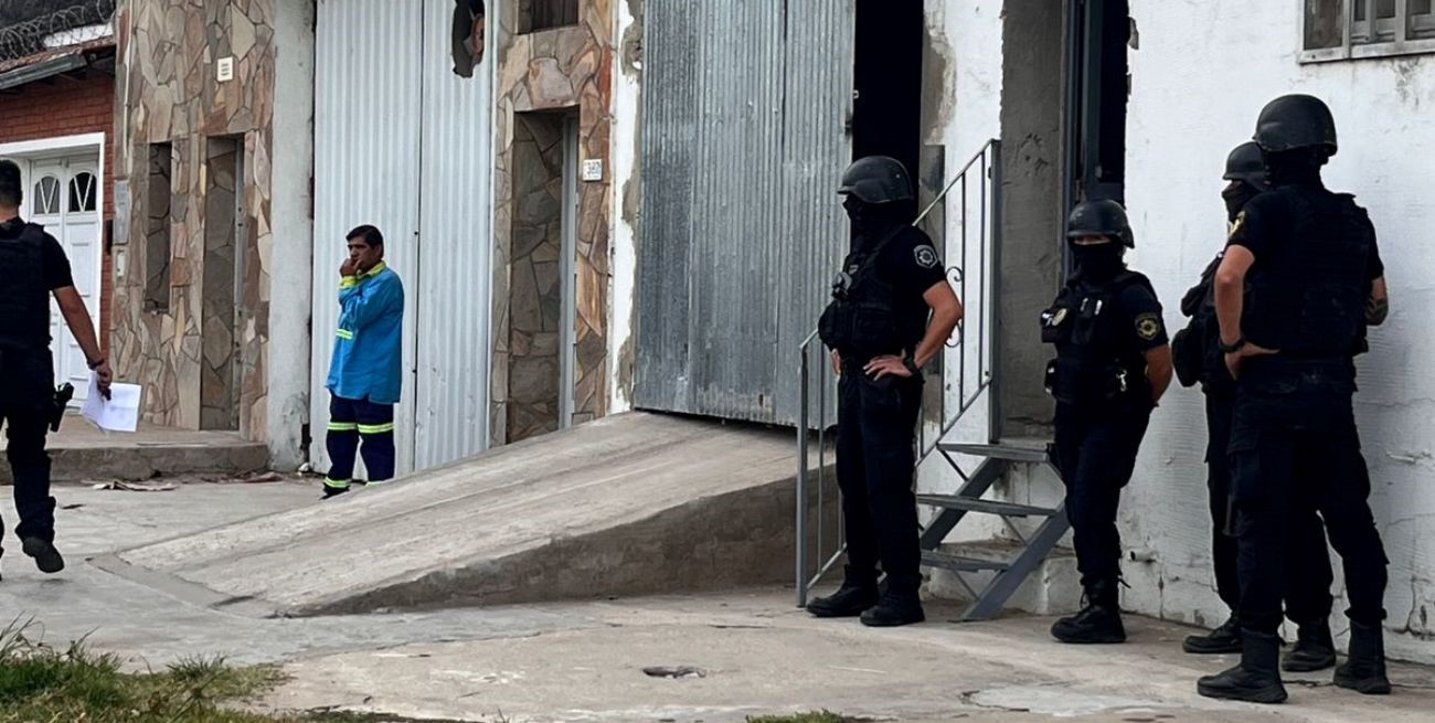 Múltiples allanamientos por amenazas, armas y microtráfico