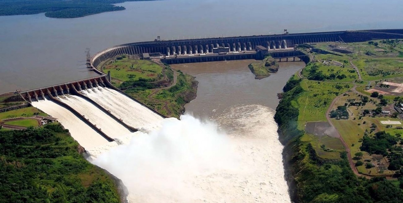 Prevén récords de demanda de energía eléctrica por el calor