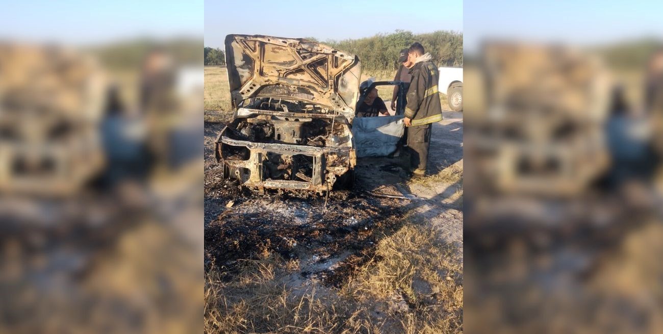 Incendio de automóvil en Recreo; investigan si fue intencional