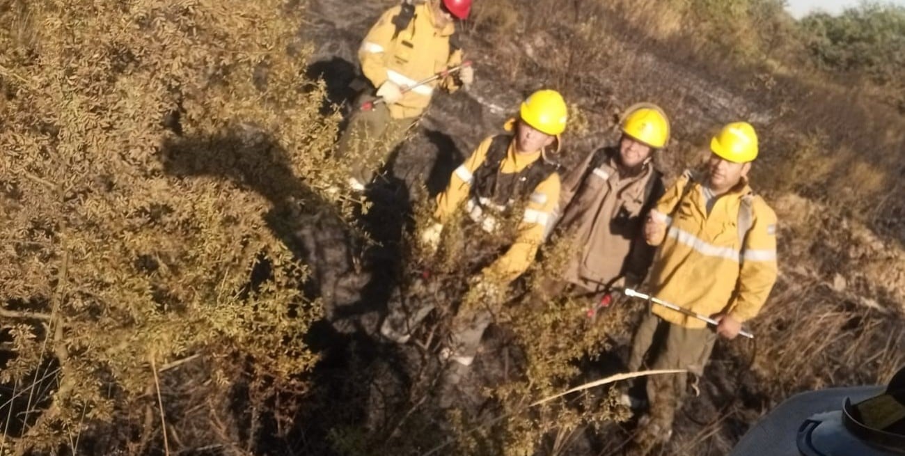 Coronda: Bomberos Voluntarios lanzaron una campaña para mitigar el calor en sus salidas diarias
