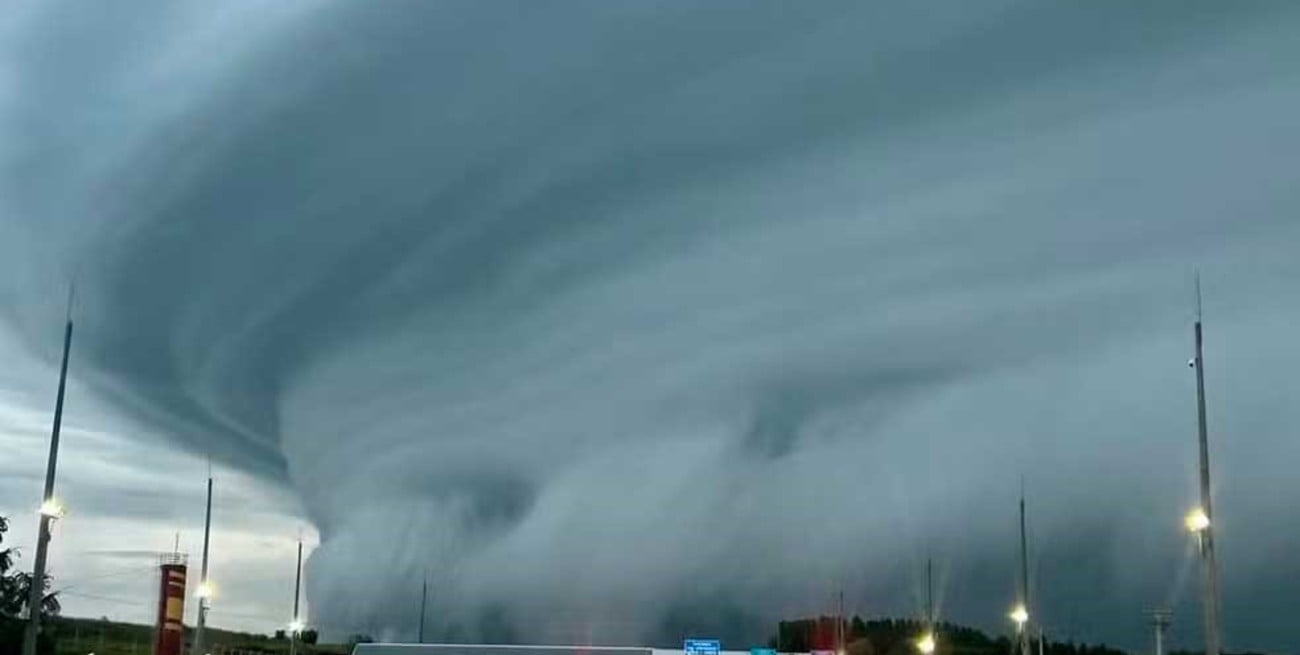 Impactante tormenta en el interior de San Pablo dejó boquiabiertos a los brasileños