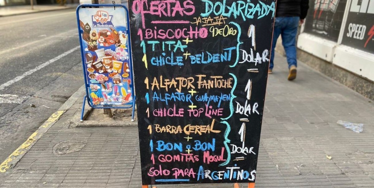 El comercio valora la iniciativa para pagar en pesos o dólares