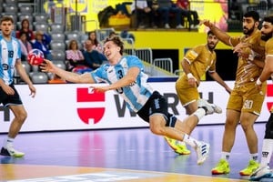 Los Gladiadores vencieron a Bahréin. Foto: @CAHandball en X