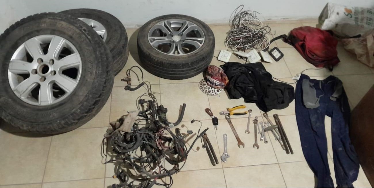 Operativo en Rafaela: recuperan autopartes robadas en un taller en Saguier