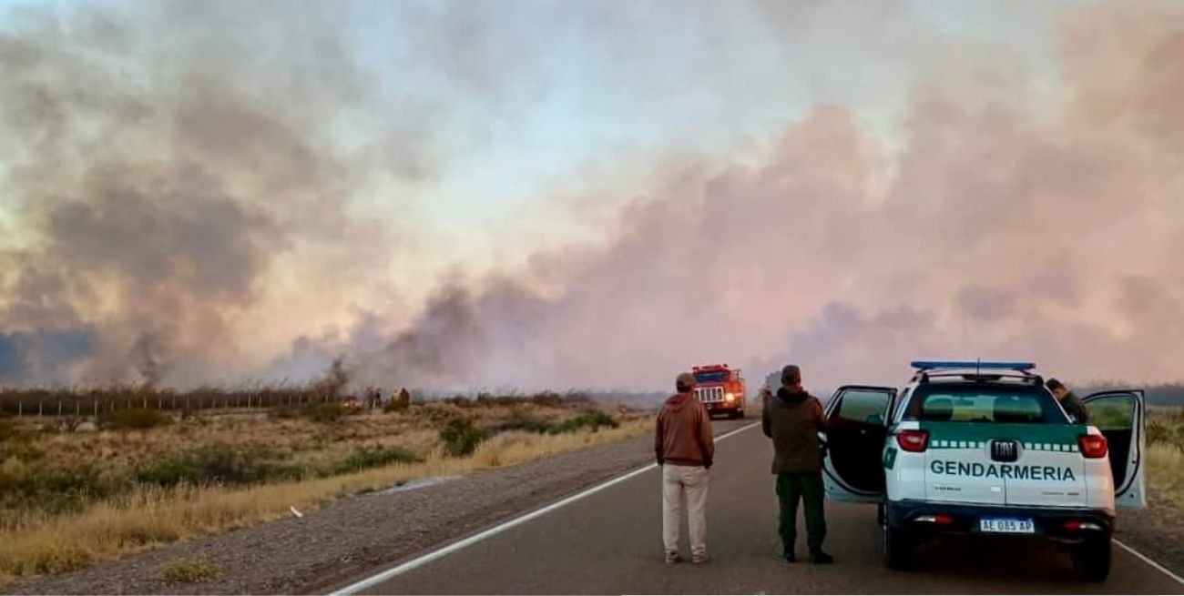 Alerta por incendios: Santa Fe y otras 15 provincias en riesgo extremo este lunes