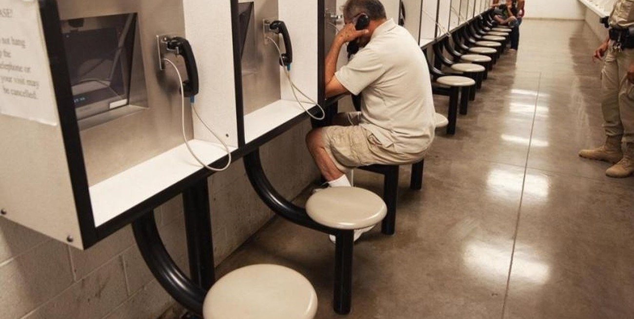 El Ministerio de Seguridad prohibió el contacto físico a los presos federales de alto riesgo