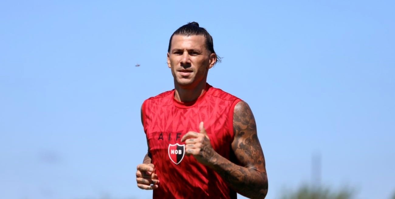Newell’s sumó otro futbolista de experiencia en la previa del choque en Santiago del Estero
