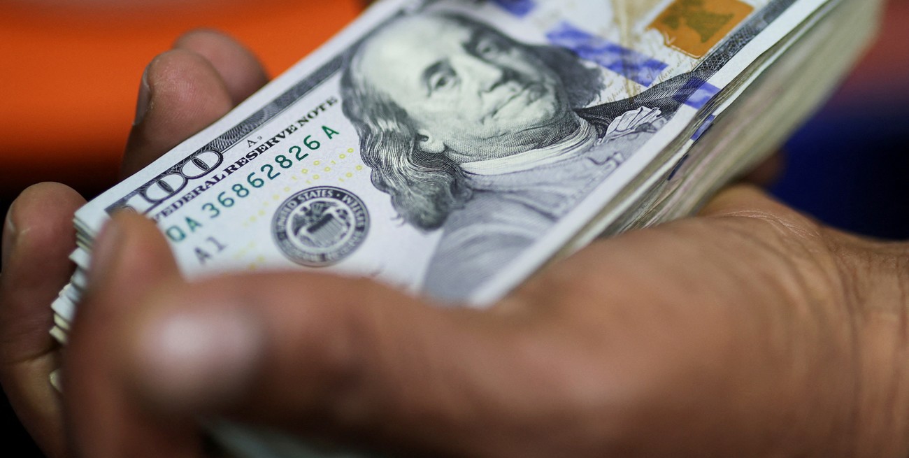 Así cerró el dólar en los bancos argentinos este martes 1 de julio