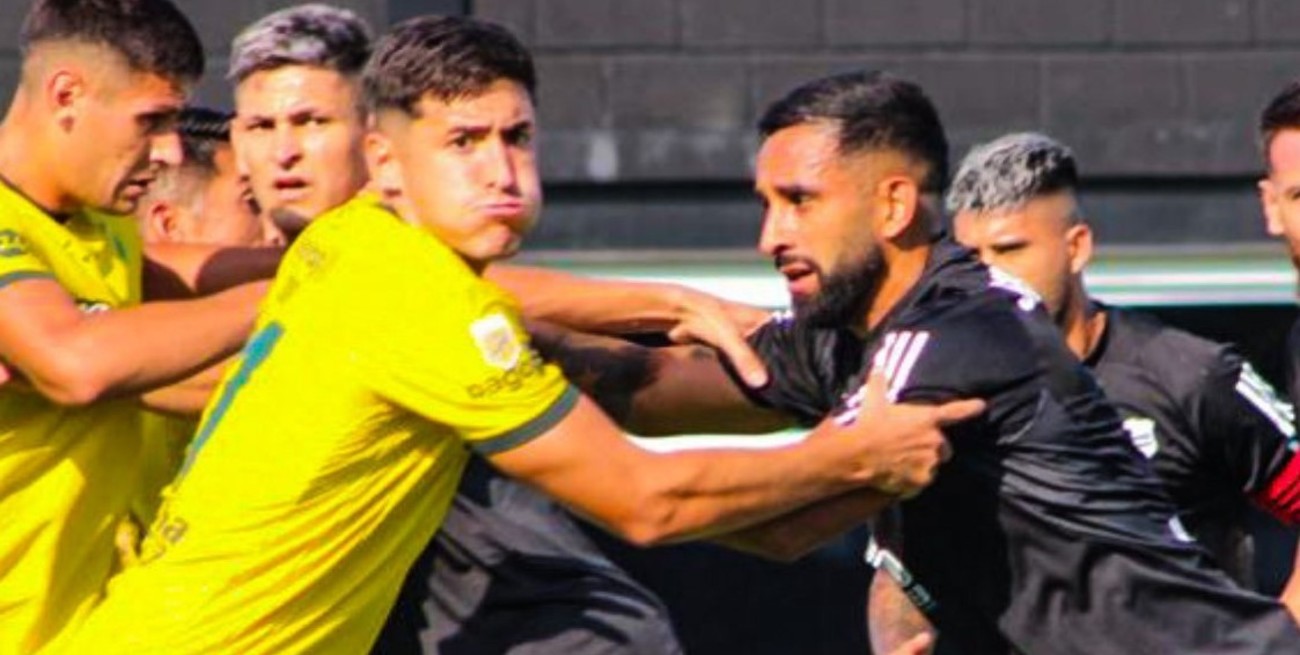 Riestra y Defensa y Justicia repartieron puntos en el Bajo Flores