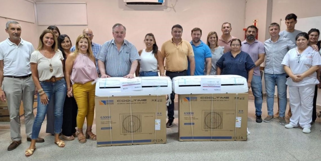 Michlig entregó equipamientos en el Hospital de San Cristóbal y realizó anuncios en materia de salud