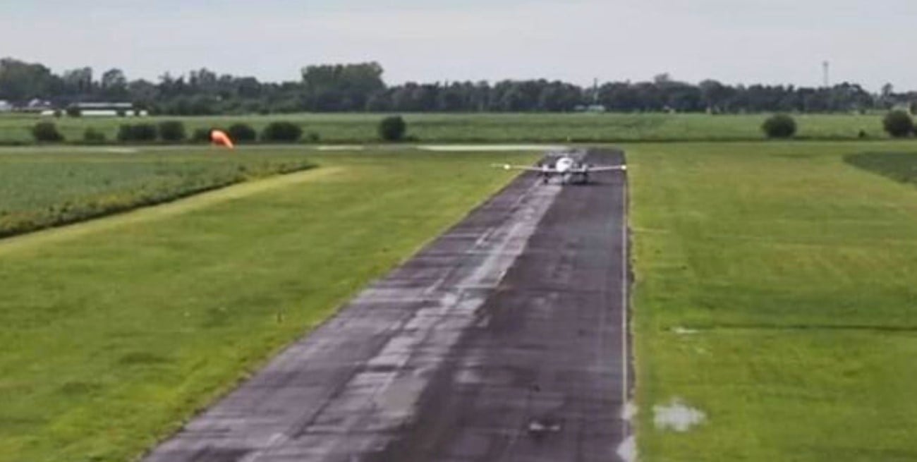 Aterrizó el primer vuelo comercial en Venado Tuerto