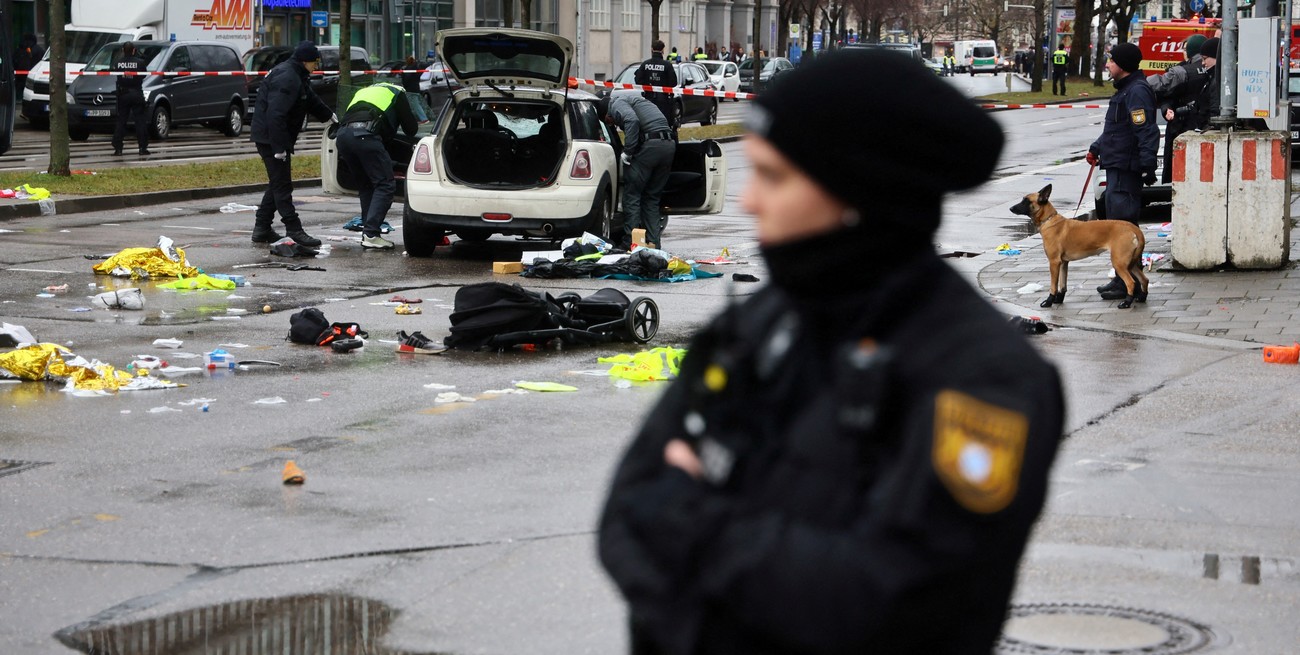 20 heridos en Múnich luego de que un auto atropellara a un grupo de personas