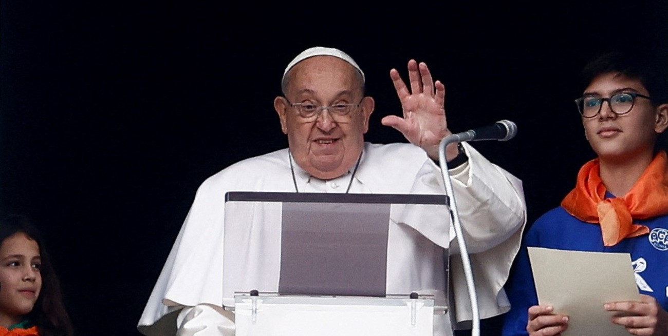 "Pudo descansar tranquilo": Francisco pasó su novena noche internado y sigue bajo observación tras el ataque respiratorio del sábado