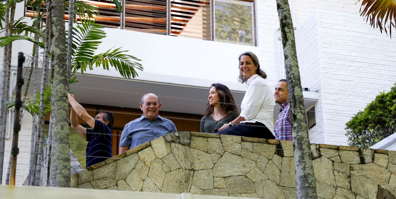 Alertan por la "alarmante situación" de quienes están asilados en la Embajada argentina de Caracas