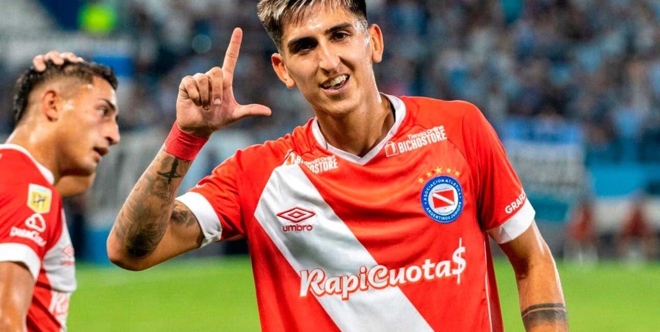 Argentinos frenó a Racing en un partido que tuvo de todo