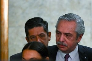 Alberto Fernández a un paso del juicio oral por violencia de género contra Yáñez. Foto: Archivo / REUTERS / Pedro Lazaro Fernandez.