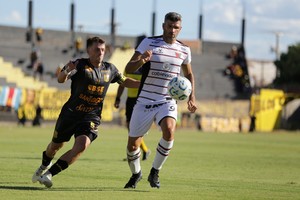 Colón venció a Mitre de Santiago del Estero. Foto: Joaquín Camiletti.