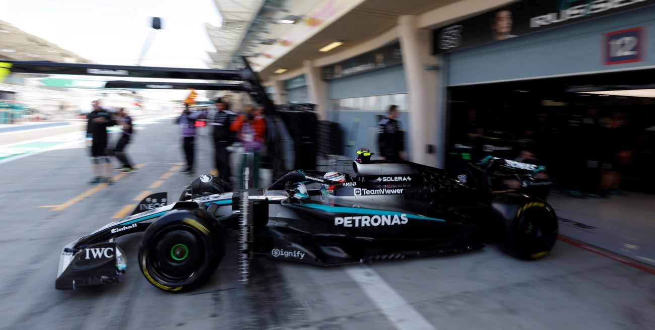 F1: Mercedes y McLaren dominaron el primer día de pretemporada