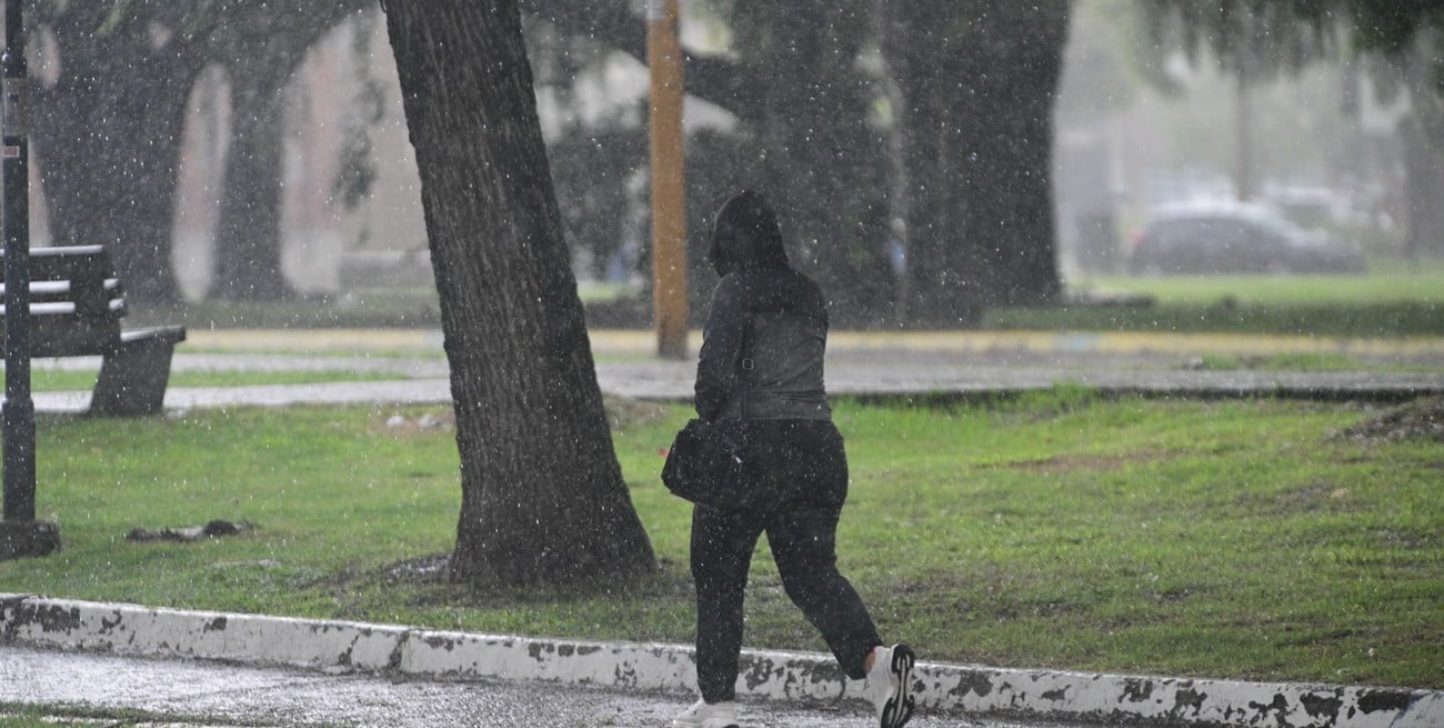 Se actualizó el alerta por tormentas para gran parte de Santa Fe y la región centro