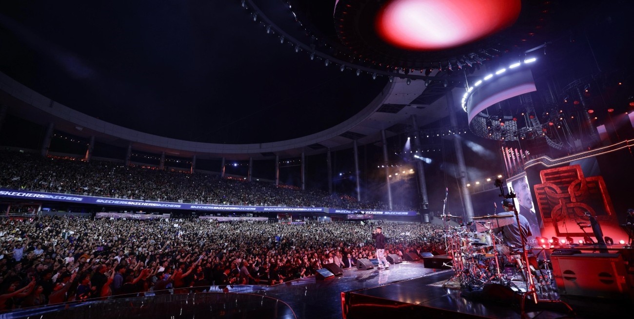 Duki puso de pie a la Quinta Vergara en su debut en Viña Del Mar