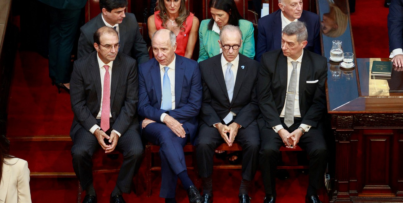 La UCR y el PRO deciden qué hacer con los pliegos de Manuel García Mansilla y Ariel Lijo