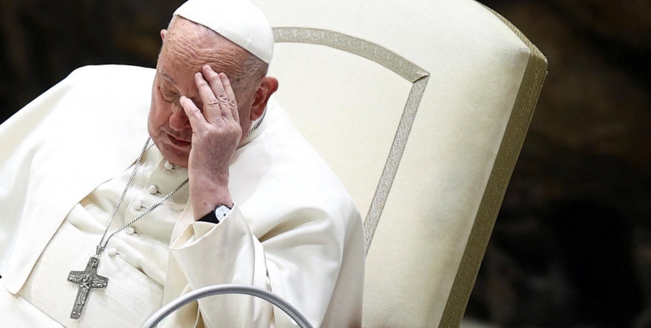 Francisco continúa estable y pasó una noche tranquila