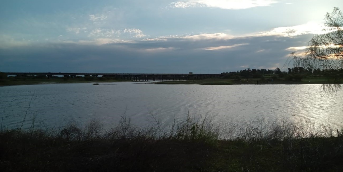 Tragedia: un hombre murió ahogado en el río Salado