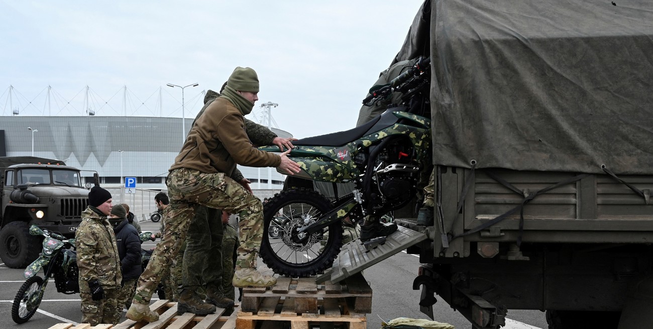 Estados Unidos suspendió todos los envíos militares a Ucrania