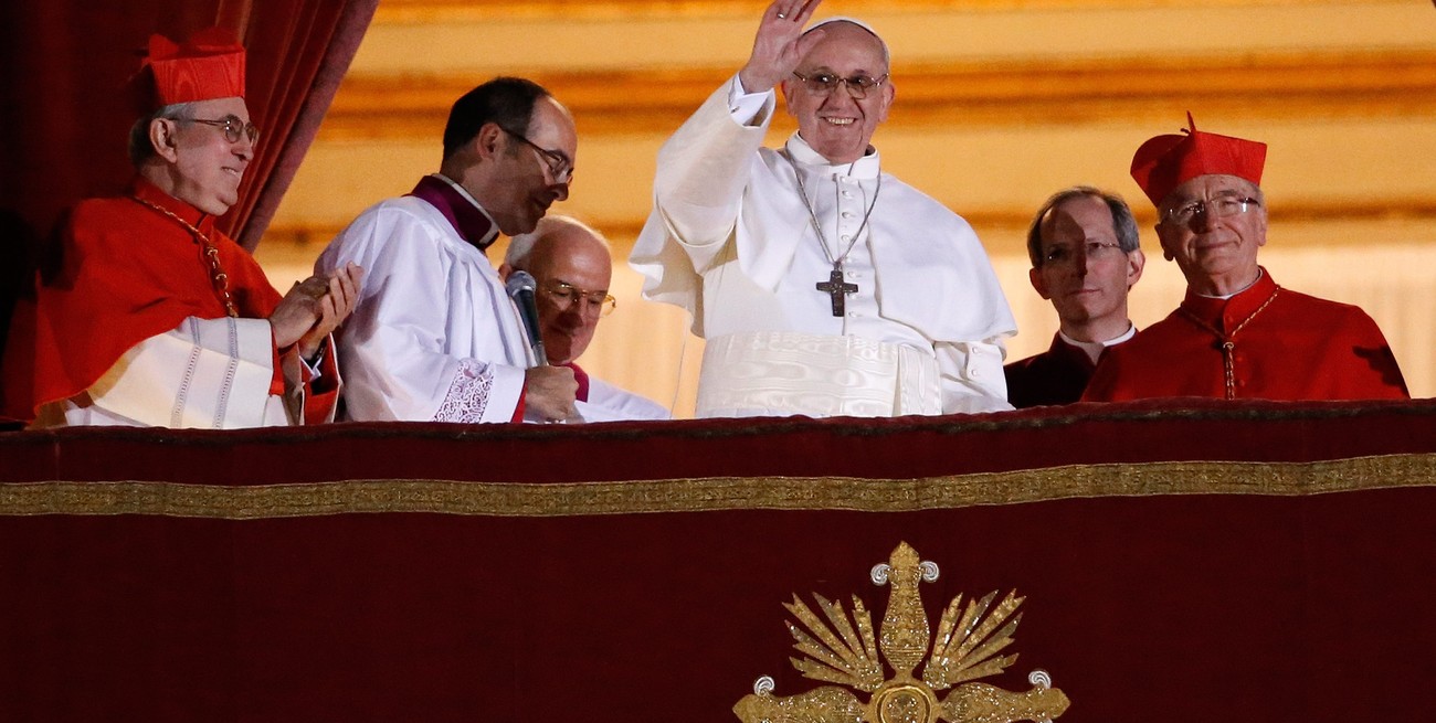 Papa Francisco: "Un magisterio hecho de signos"

