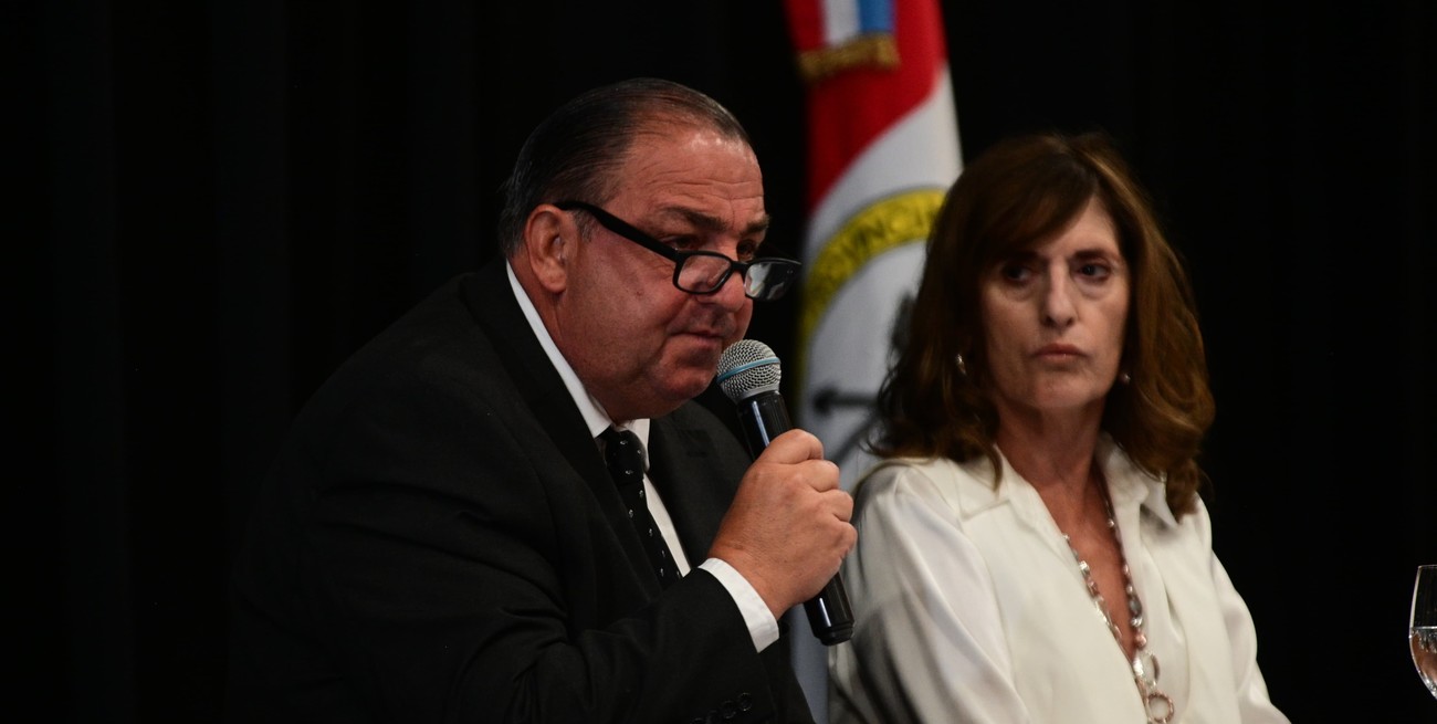 Juan Pablo Poletti abre las sesiones del Concejo de Santa Fe