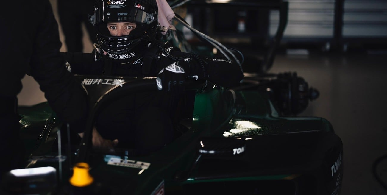 Complicado debut para Sacha Fenestraz en la Súper Fórmula 