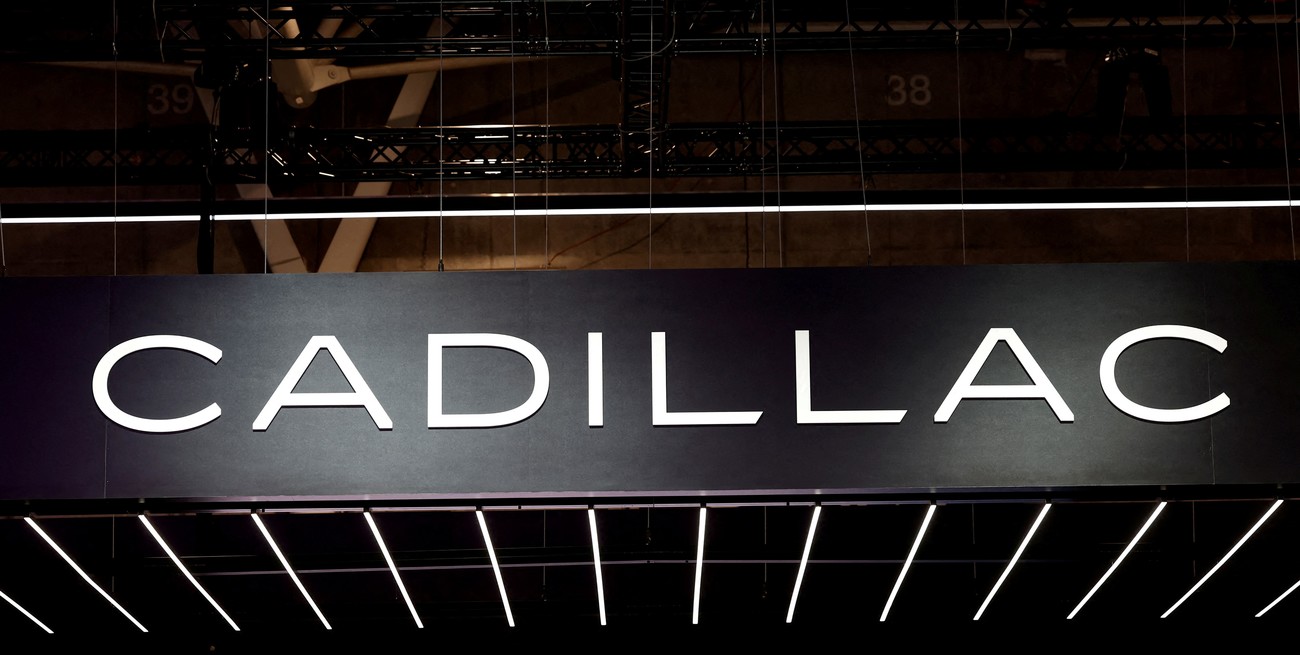 Cadillac explica su estrategia de probar un coche "prestado" de Ferrari antes de su debut 