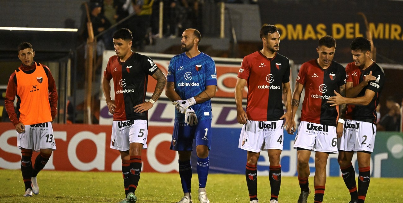 Así quedó la tabla de posiciones de la Primera Nacional tras la derrota de Colón ante Almirante Brown