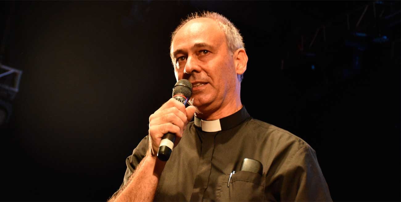 Los fieles de Guadalupe pidieron la permanencia del padre Panigo