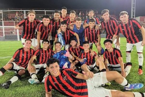 Patronato venció a Unión y se coronó campeón de la Copa Tunél Subfluvial. Crédito: Prensa Patronato