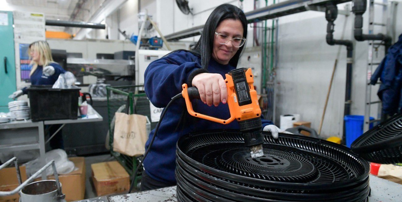 Industriales piden el tratamiento en el Congreso de la Ley Pymes
