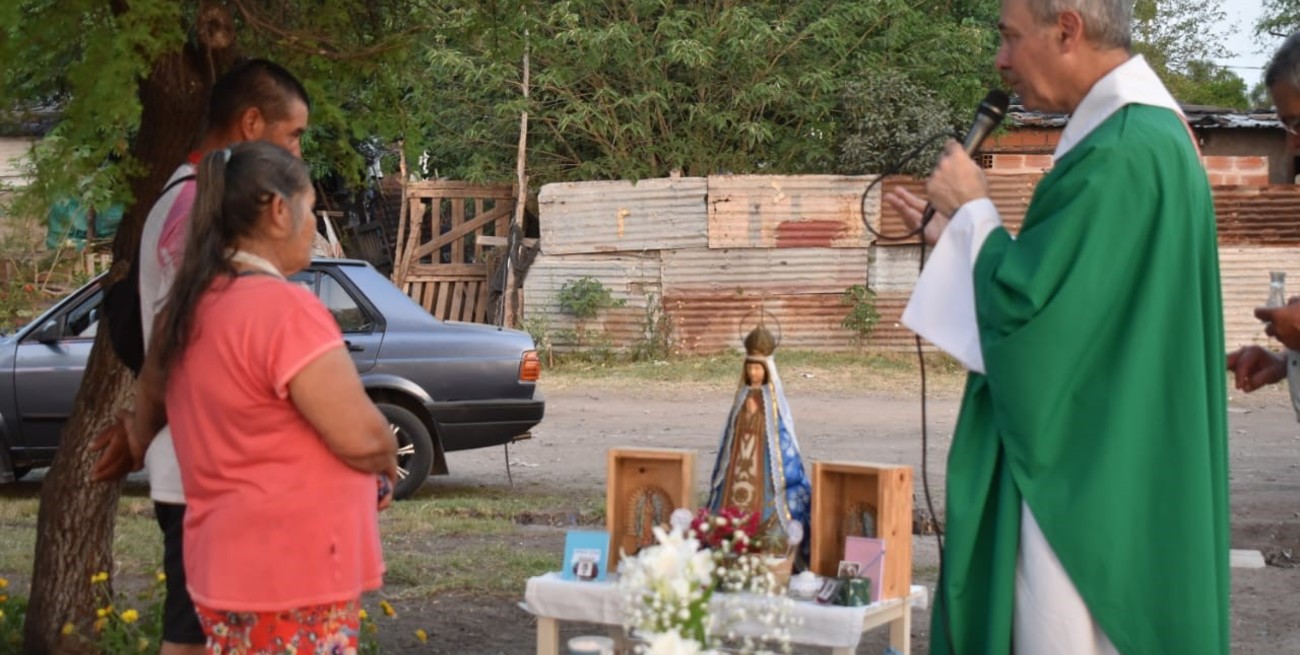 Pedido por el padre Olidio Panigo